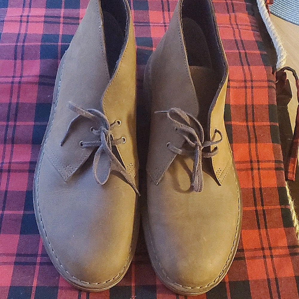 Clarks high top desert  shoes